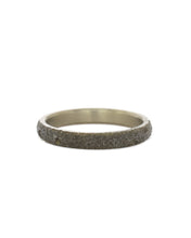 Load image into Gallery viewer, Narrow Oxidized Lunar Ring