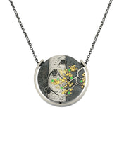 Load image into Gallery viewer, Aspen Duet Close Up Pendant