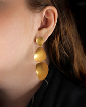 Load image into Gallery viewer, Large Petal Earrings