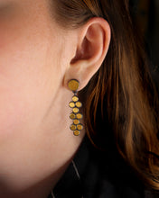 Load image into Gallery viewer, Multi-dot Post earrings