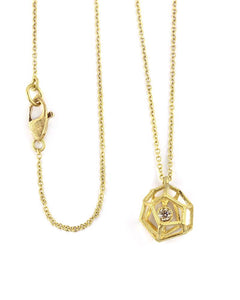 18k Yellow Gold Wire Pendant