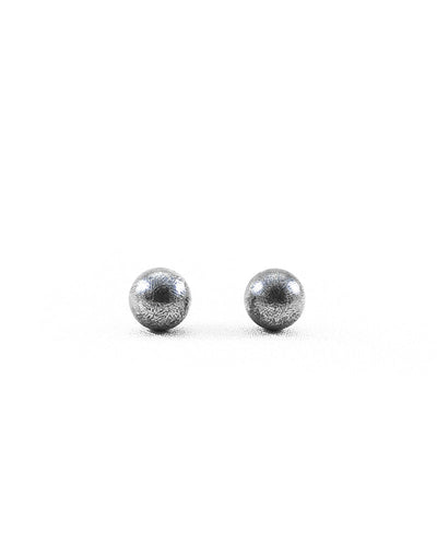 Oxidized Pearl Earrings