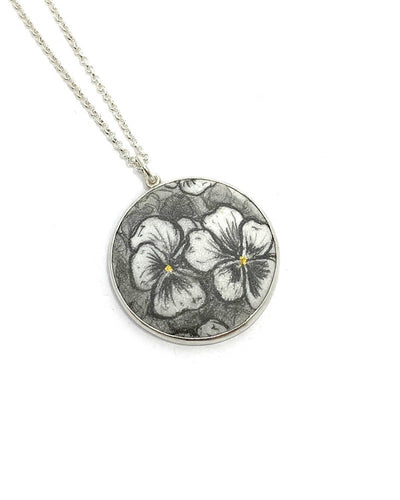 Viola Circle Pendant